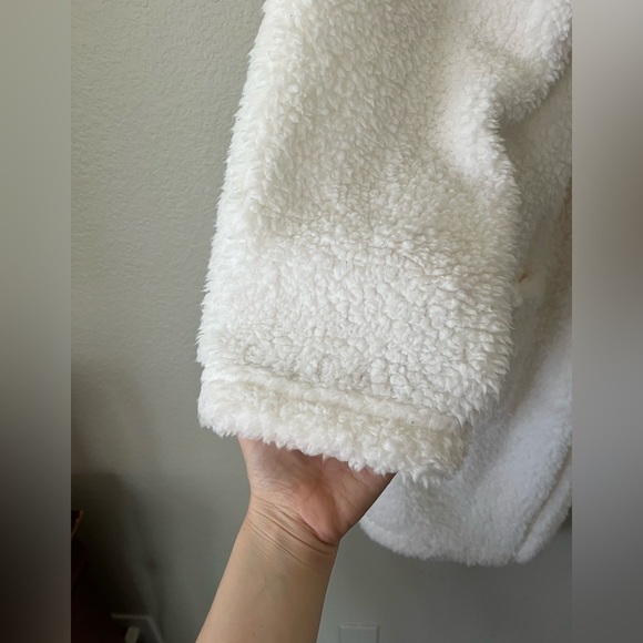 Kate Spade New York White Sherpa Fleece Robe With Pockets Women’s Size M - Picture 10 of 14